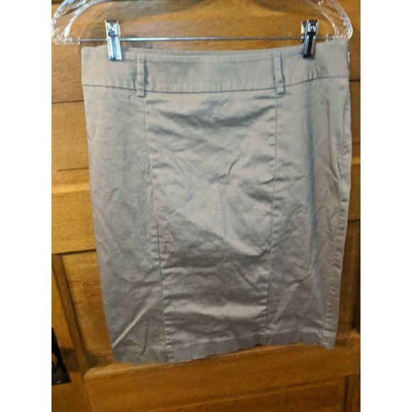 APT 9 Khaki Modest Skirt Size 4 Pencil Tan Womens - Picture 1 of 7